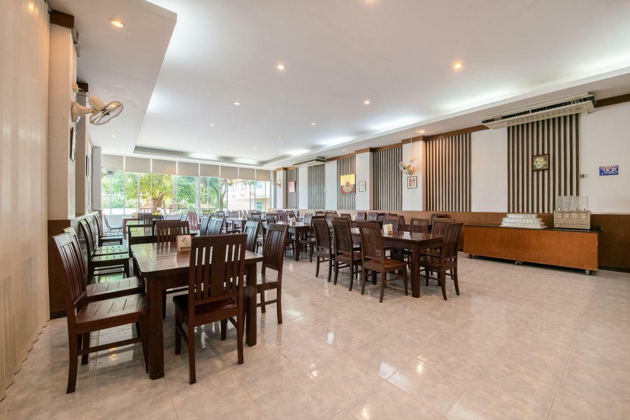 Oyo 257 Sea Paradise Hotel Sattahip Exteriér fotografie